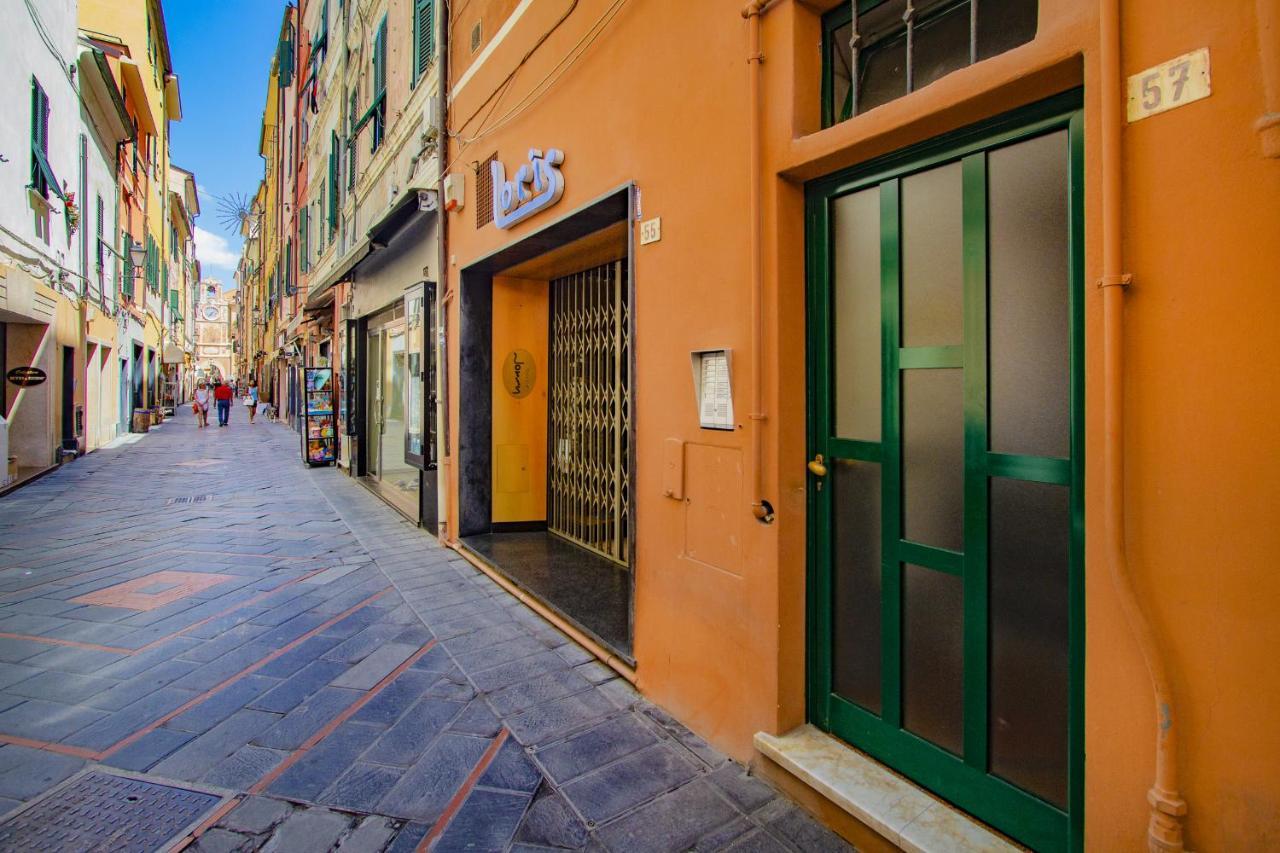 Garibaldi 57 Apartment Loano Bagian luar foto