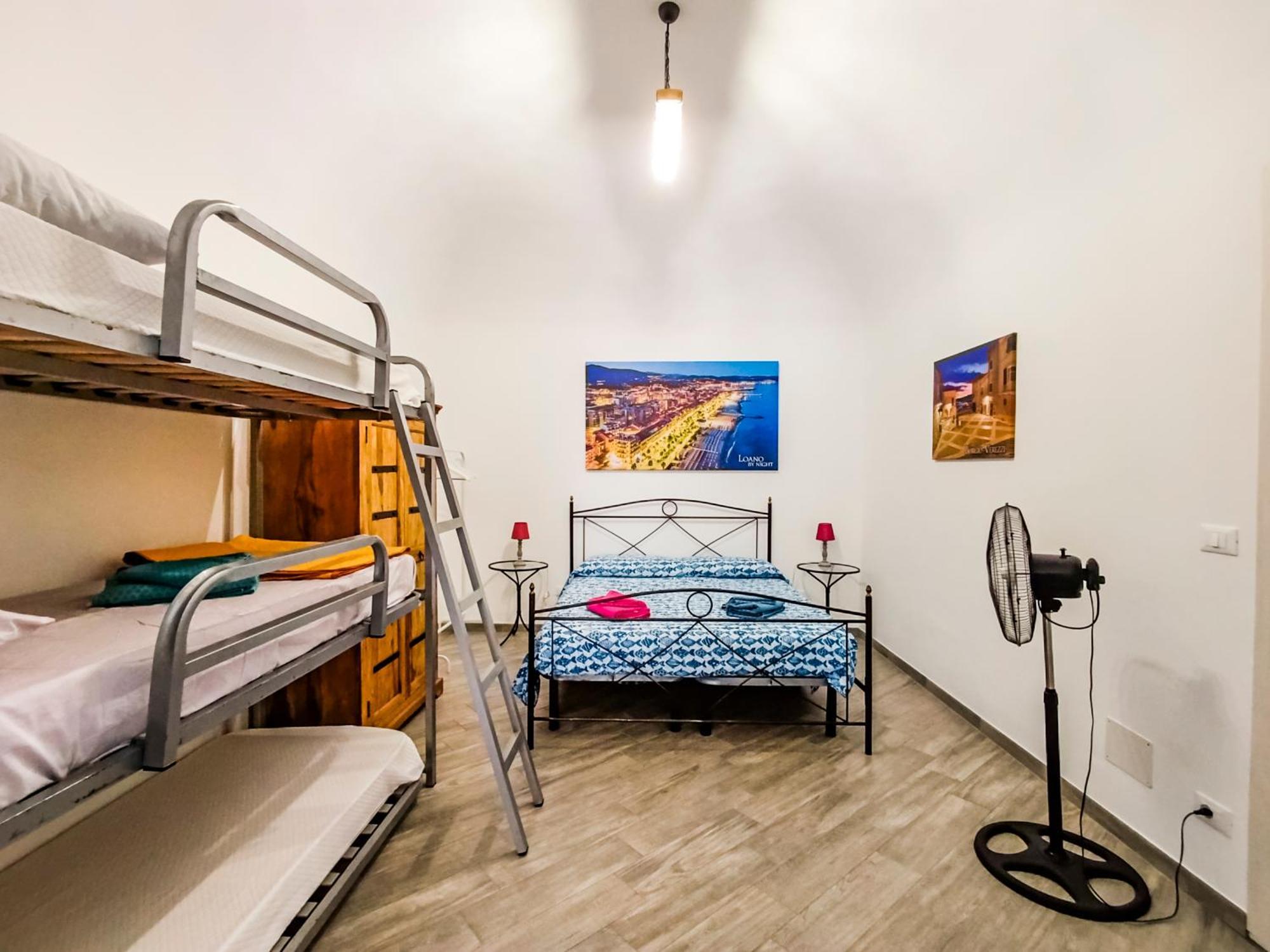 Garibaldi 57 Apartment Loano Bagian luar foto